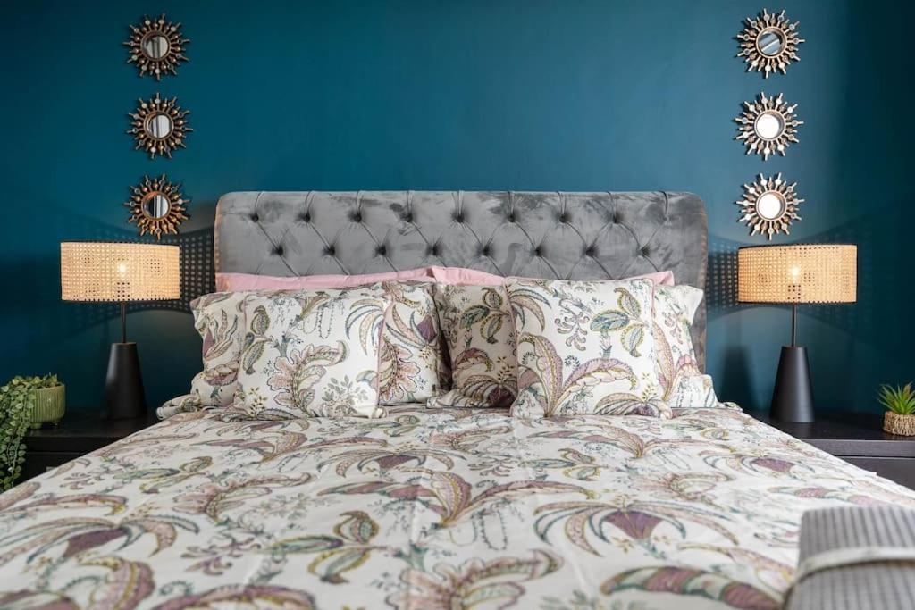 Lovely With Spectacular Views & Free Parking Brighton